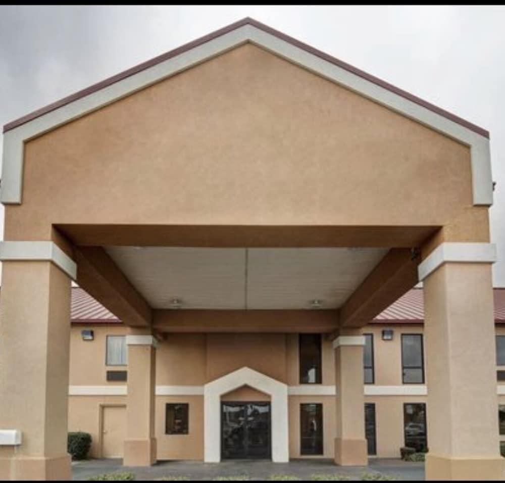 Quality Inn & Suites Pine Bluff Dış mekan fotoğraf