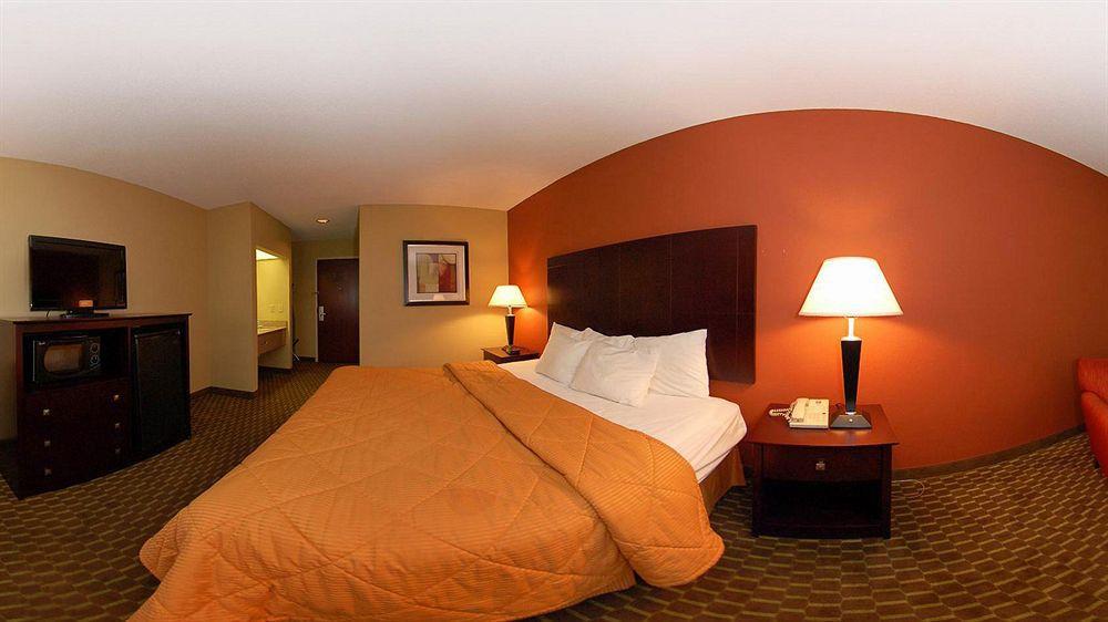 Quality Inn & Suites Pine Bluff Dış mekan fotoğraf