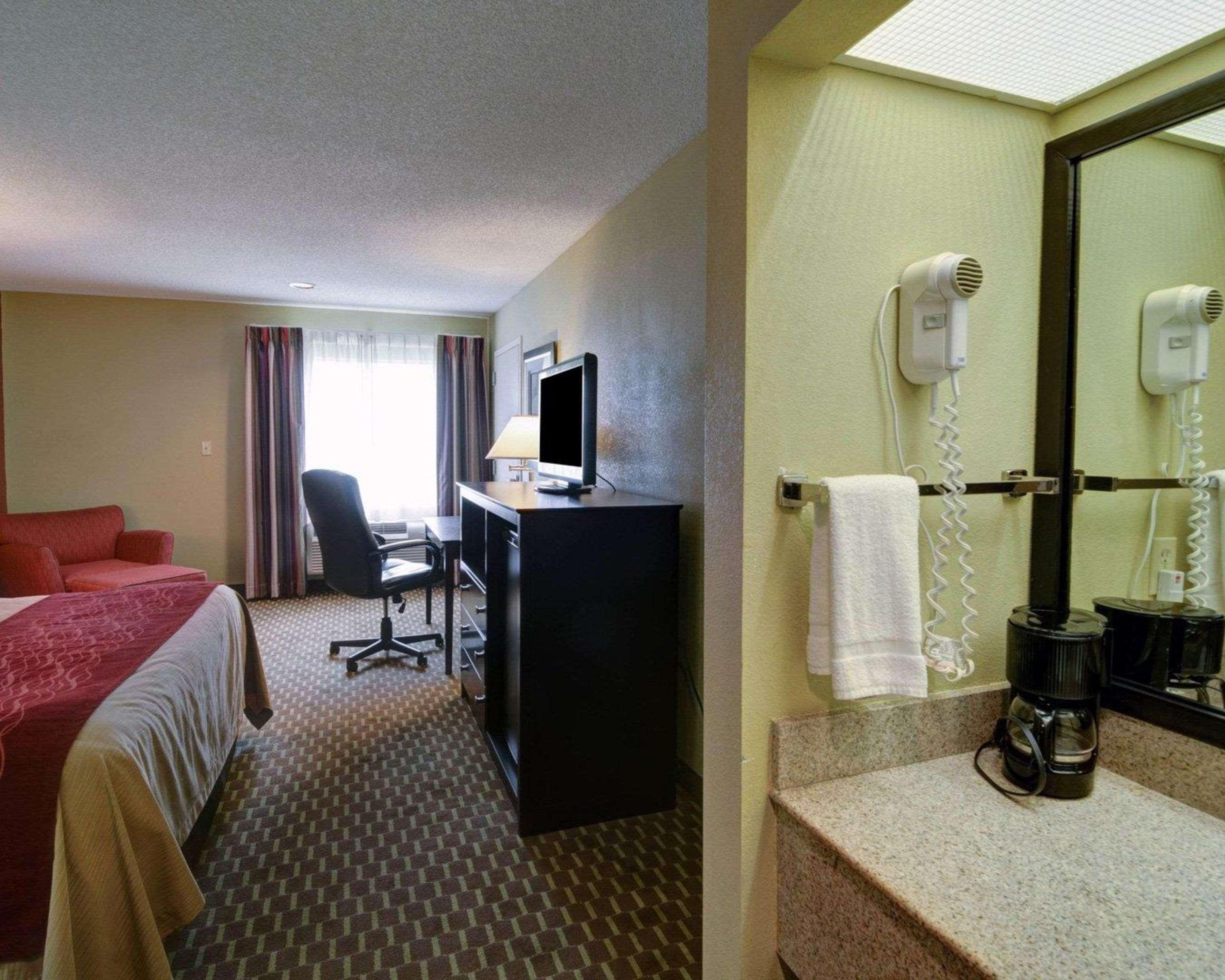 Quality Inn & Suites Pine Bluff Dış mekan fotoğraf