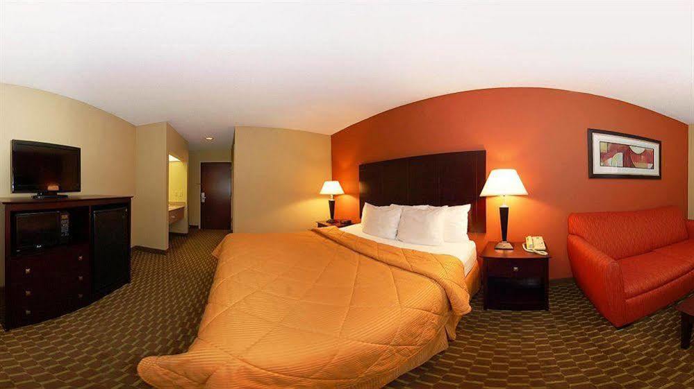 Quality Inn & Suites Pine Bluff Dış mekan fotoğraf